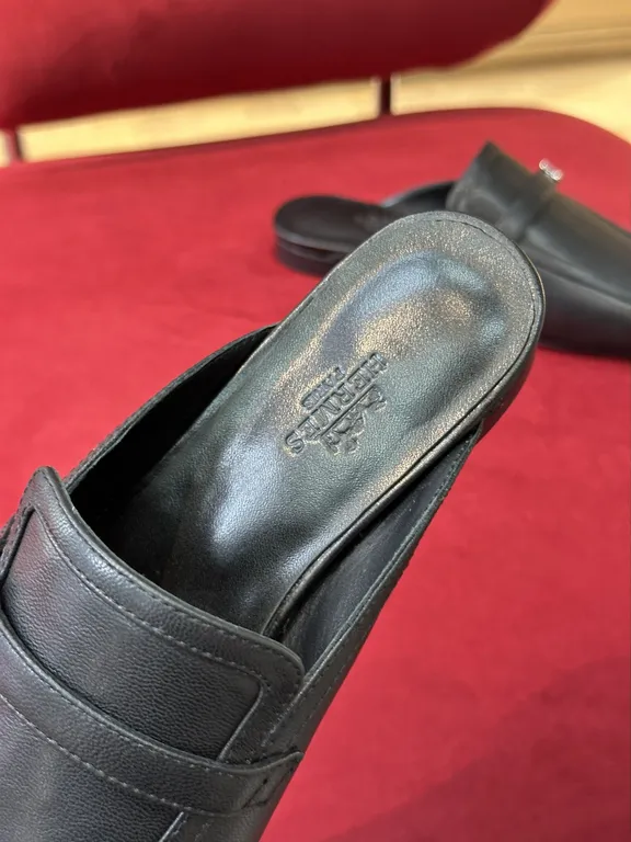 Hermes Shoe 